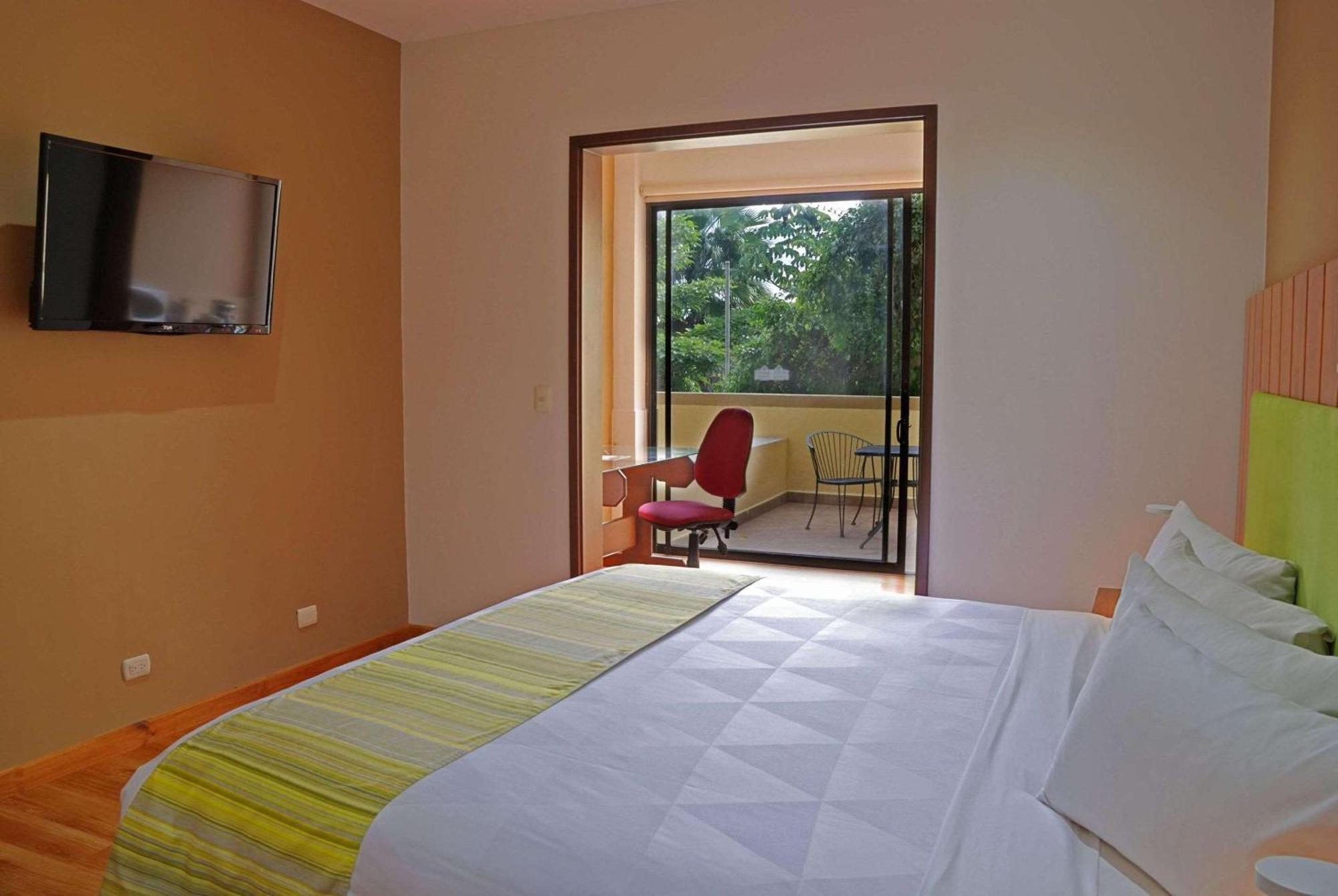 Country Inn & Suites By Radisson, San Jose Aeropuerto, Costa Rica Exterior photo
